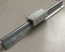 25 mm linear bearing and rail.jpg