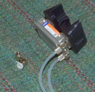 Gripper-1.jpg