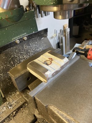 IMG_4983 tailstock clamp bottom.jpg