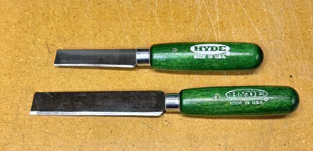 Zoro Hyde Industrial Knife.jpeg