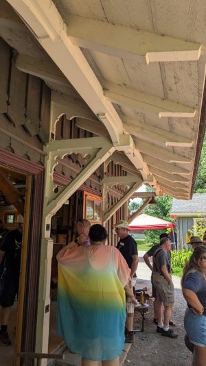 PXL_20250712_155230186.MP_copy_748x1330.jpg