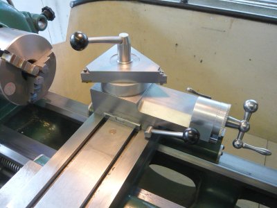 Photo 11 Inverted triangular toolholder.JPG