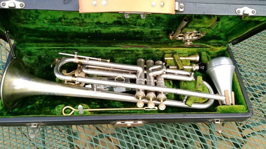 1926 Conn 22B New York Symphony.jpg