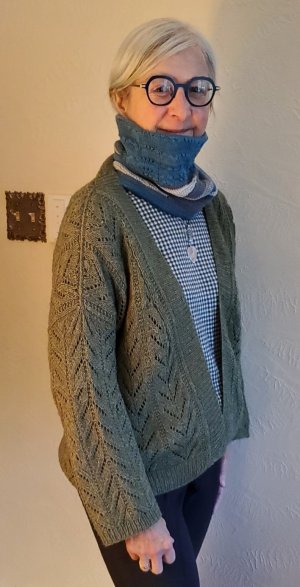 LindasKnitting.jpg